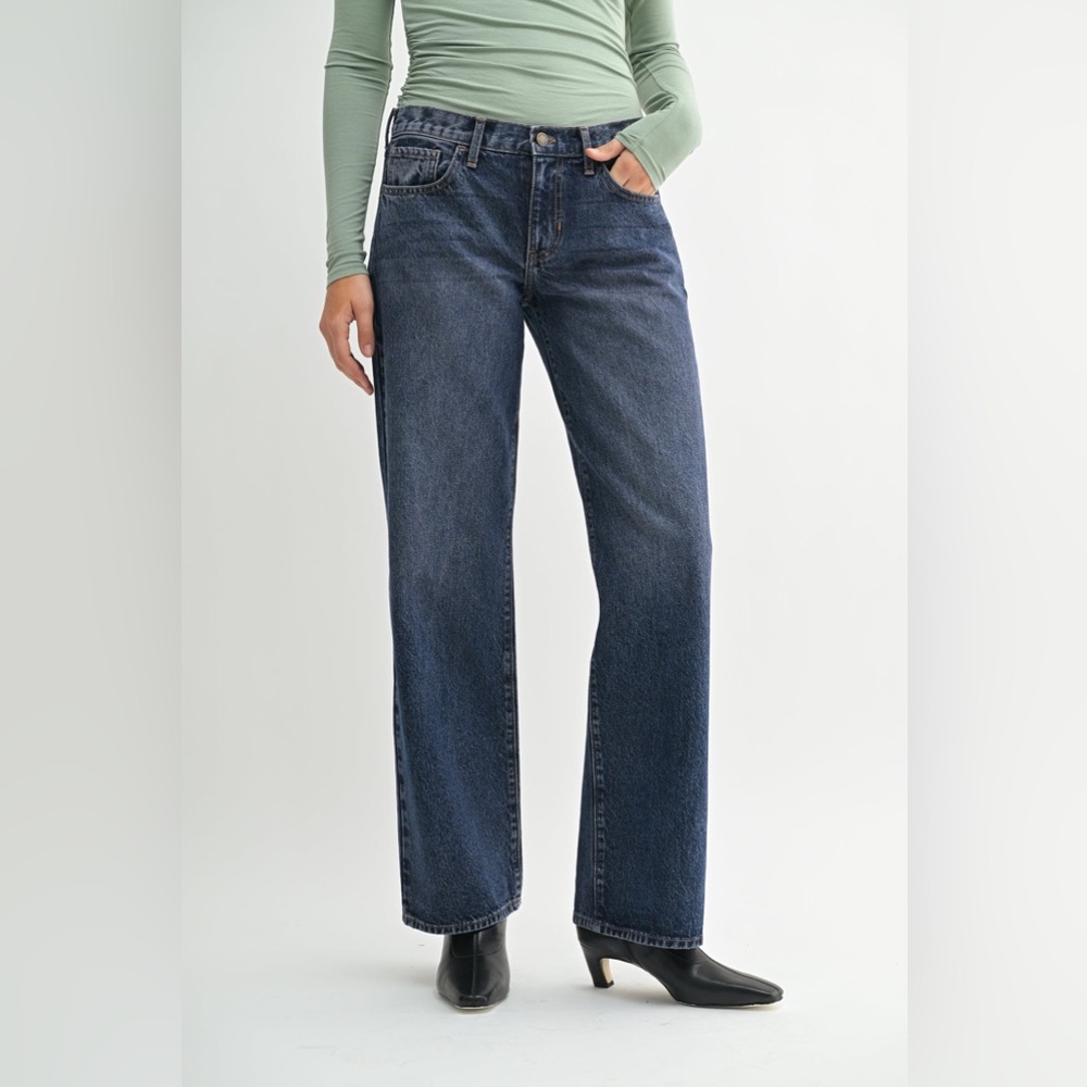 Just Black Denim The Low Rise Slouch Jean size 26